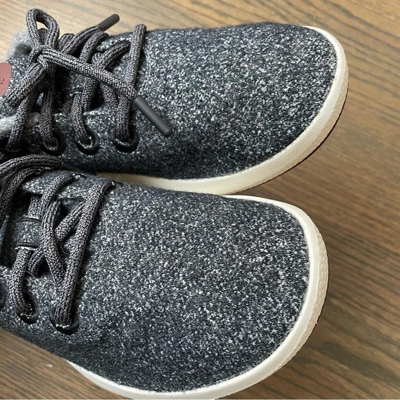 Allbirds Women's Wool Runner LIMITED EDITION:
Natural Grey (Cream Sole) - Picture 9 of 14